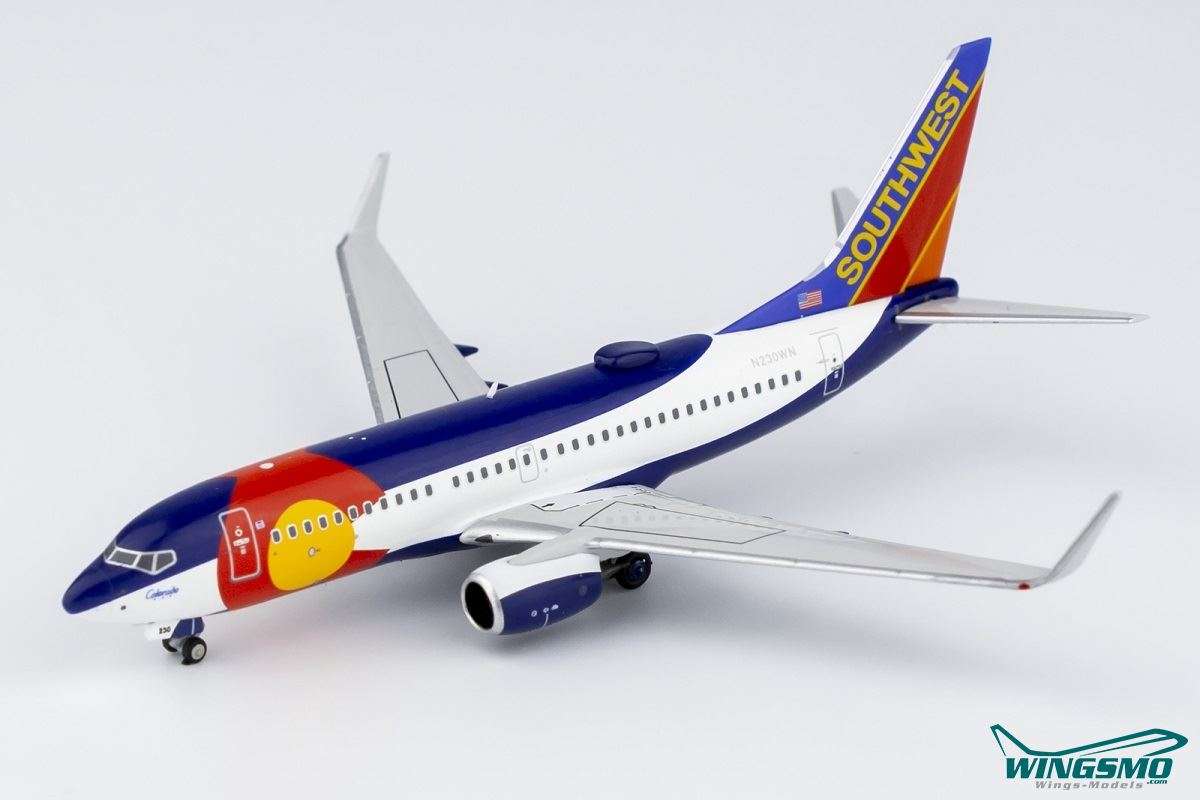 NG Models Southwest Airlines Boeing 737-700 N230WN 77020