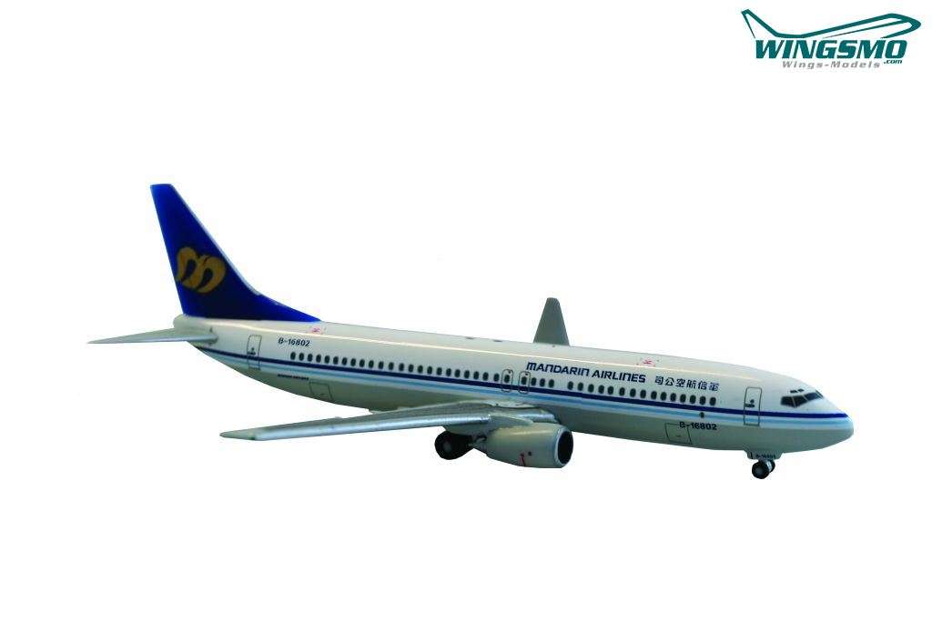 Hogan Wings Boeing 737-800 Mandarin Airlines Maßstab 1:500 LI9604