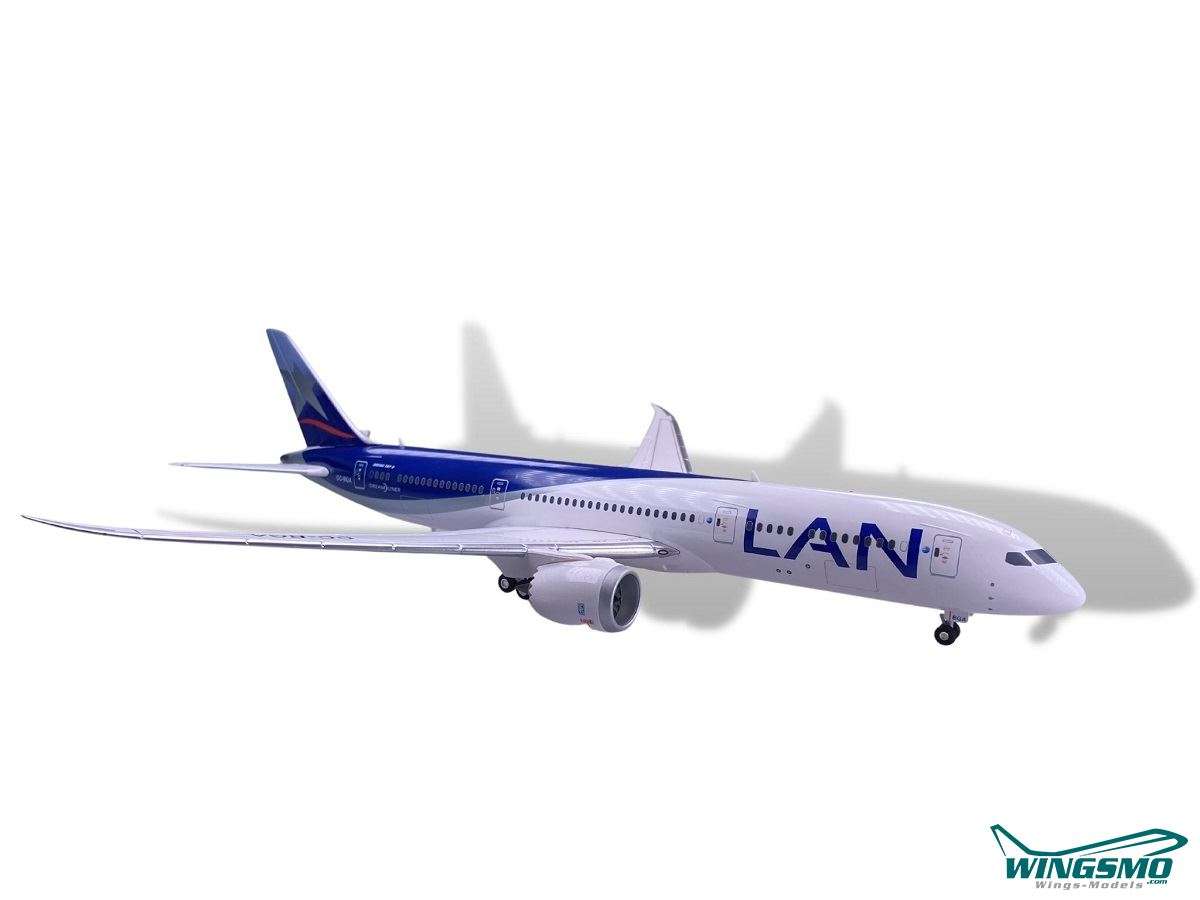 Herpa Wings LAN Airlines Boeing 787-9 Dreamliner 557405