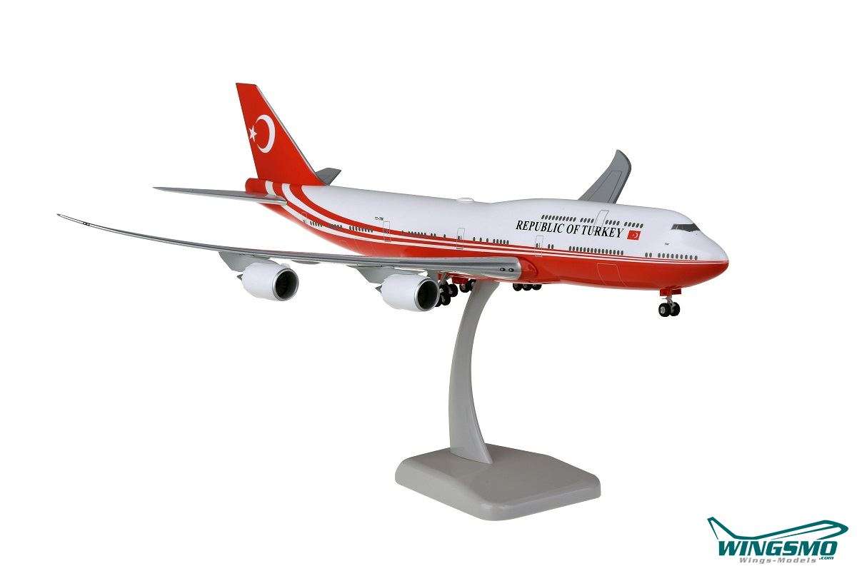 Hogan Wings Turkey Government Boeing 747-8 LI11717GR