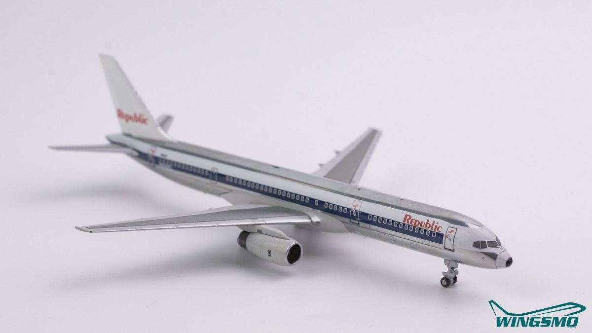 NG Models Republican Airlines Boeing 757-200 NW scheme left engine Royal Brunei cowling N606RC 53037