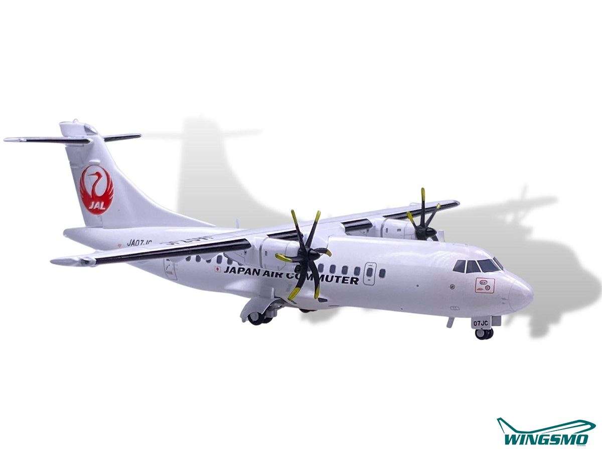 JC Wings Japan Air Commuter Avions de Transport Regional ATR42-600 EW2AT4003