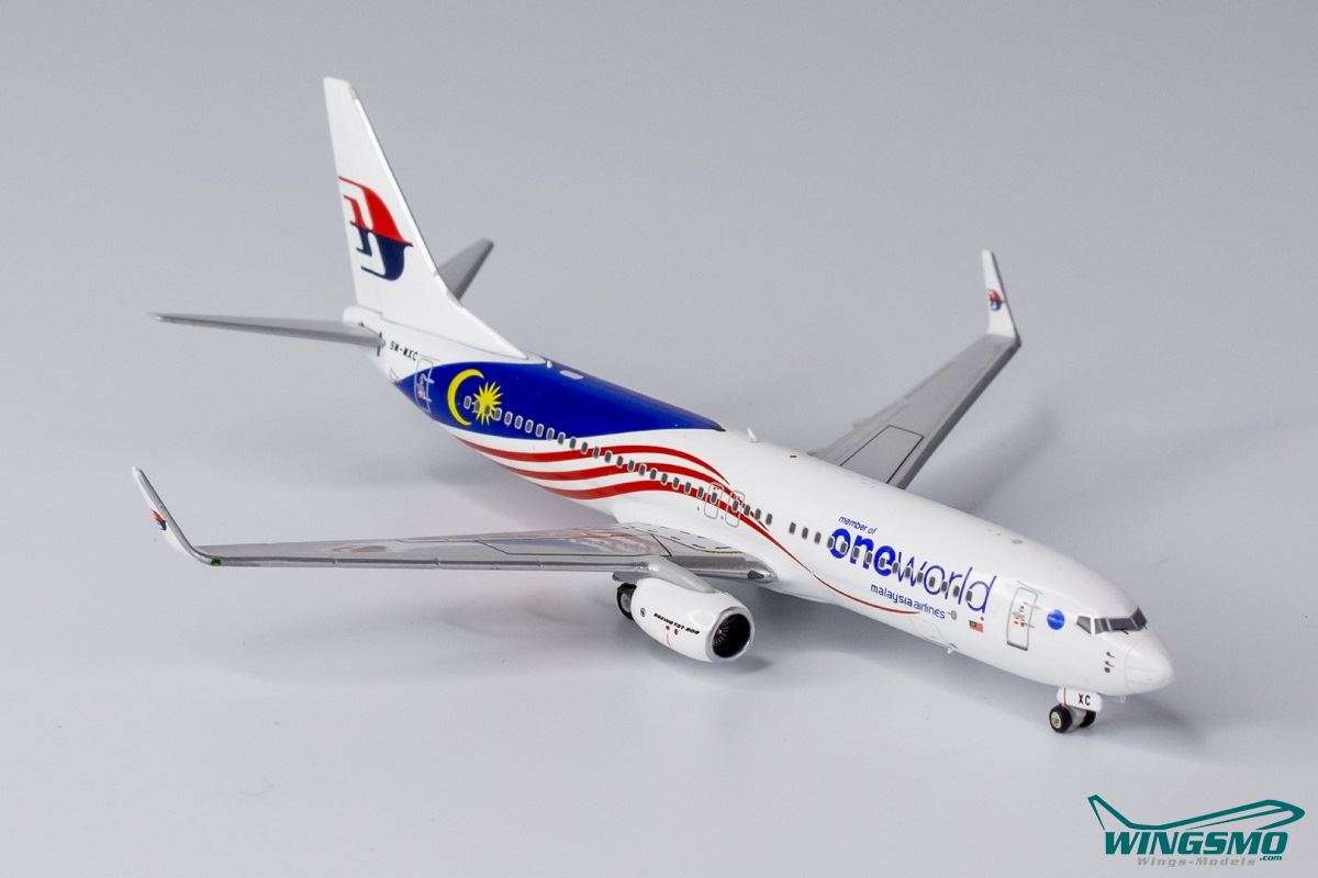 NG Models Malaysia Airlines Boeing 737-800 oneworld in Negaraku cs 9M-MXC 58112