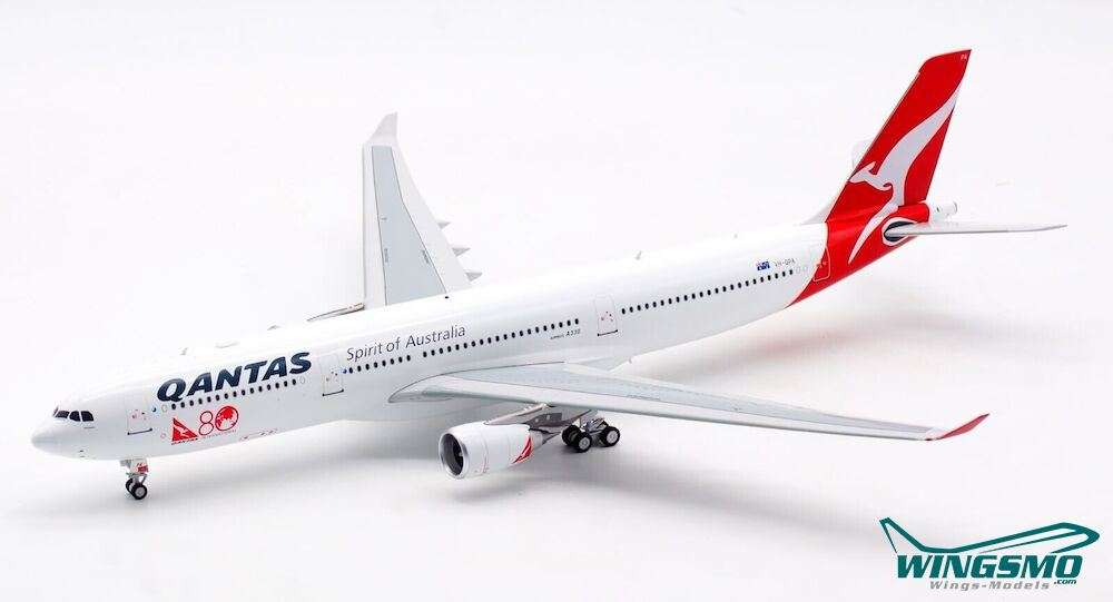 Inflight 200 Qantas Airbus A330-300 VH-QPA IF333QF0522