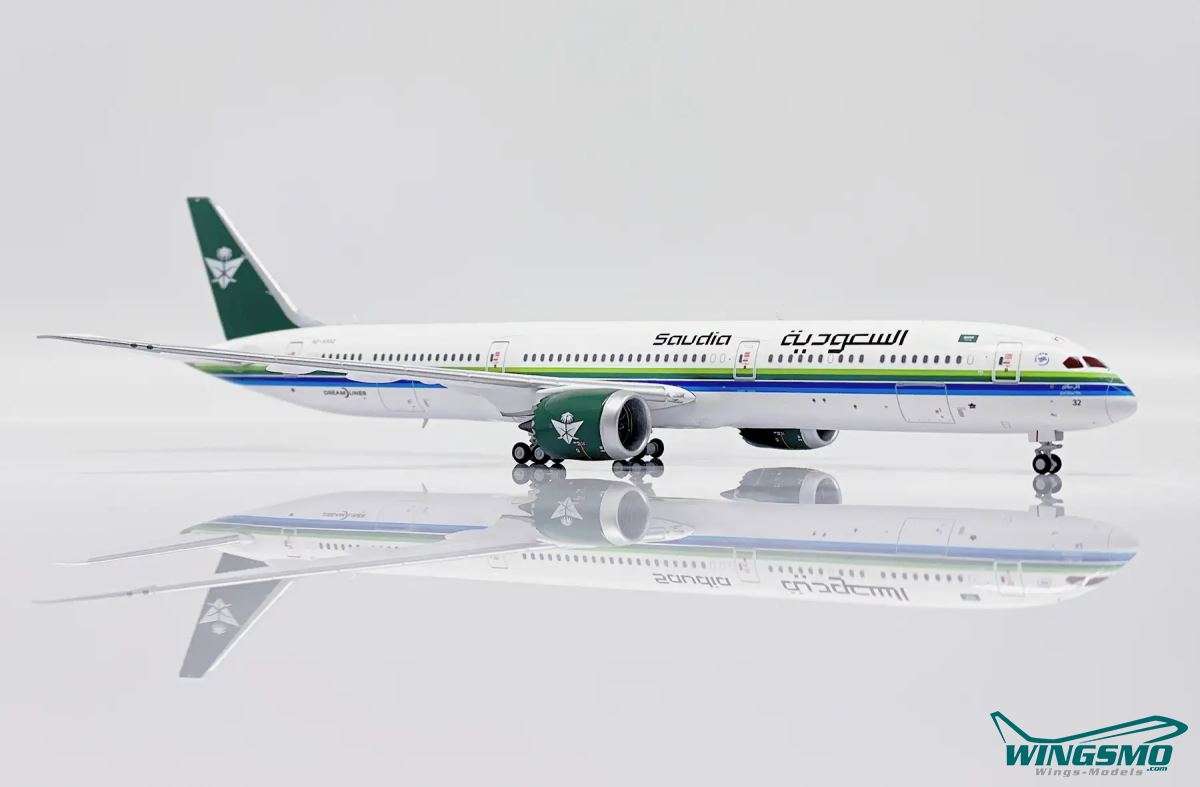 JC Wings Saudi Arabian Boeing 787-10 HZ-AR32 XX40186