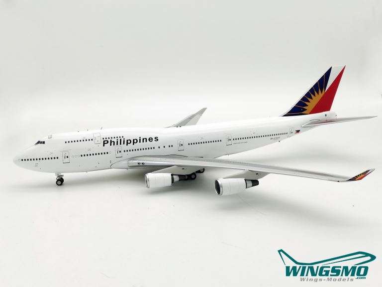 Inflight 200 Philippine Airlines Boeing 747-400 IF744PR0821