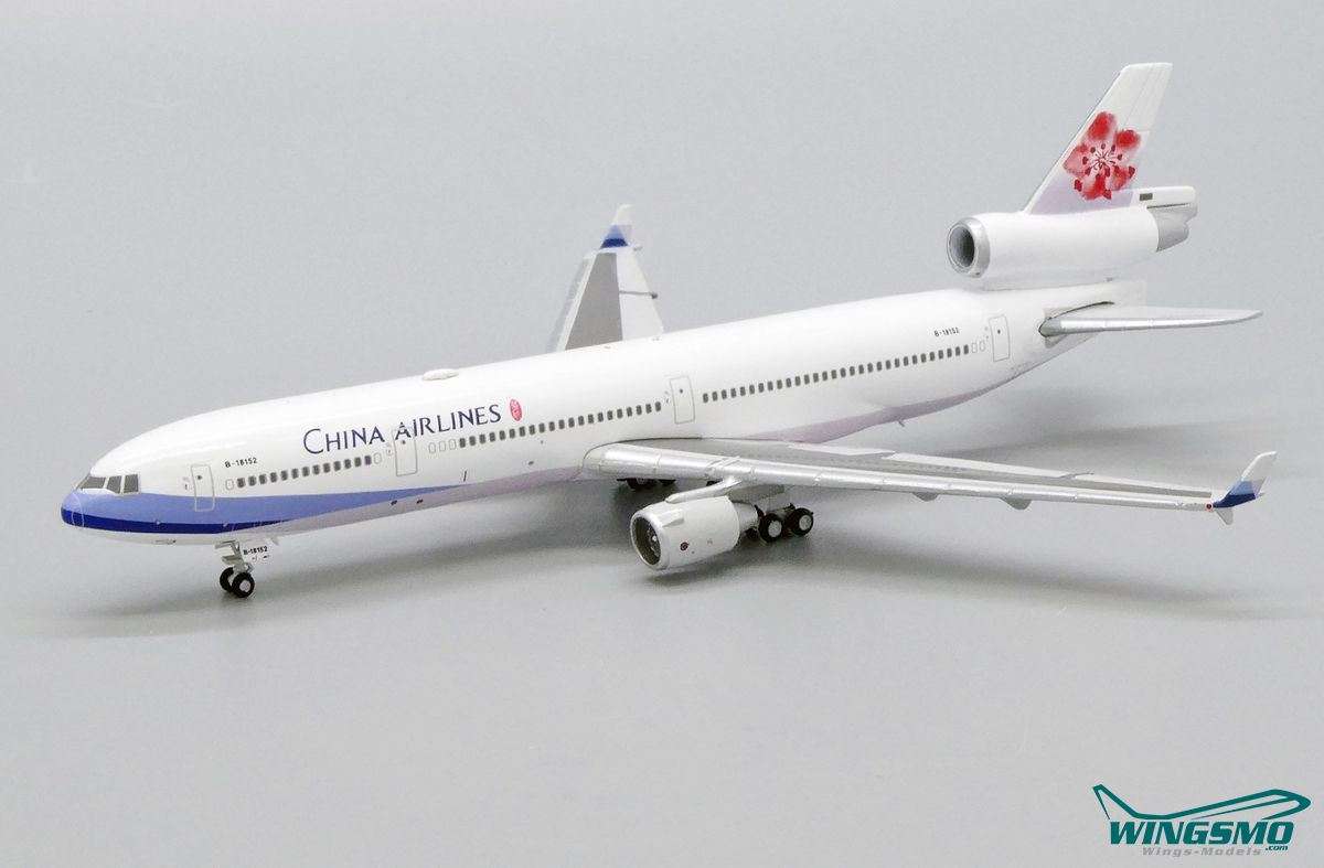 JC Wings China Airlines McDonnell Douglas MD-11 B-18152 XX4457