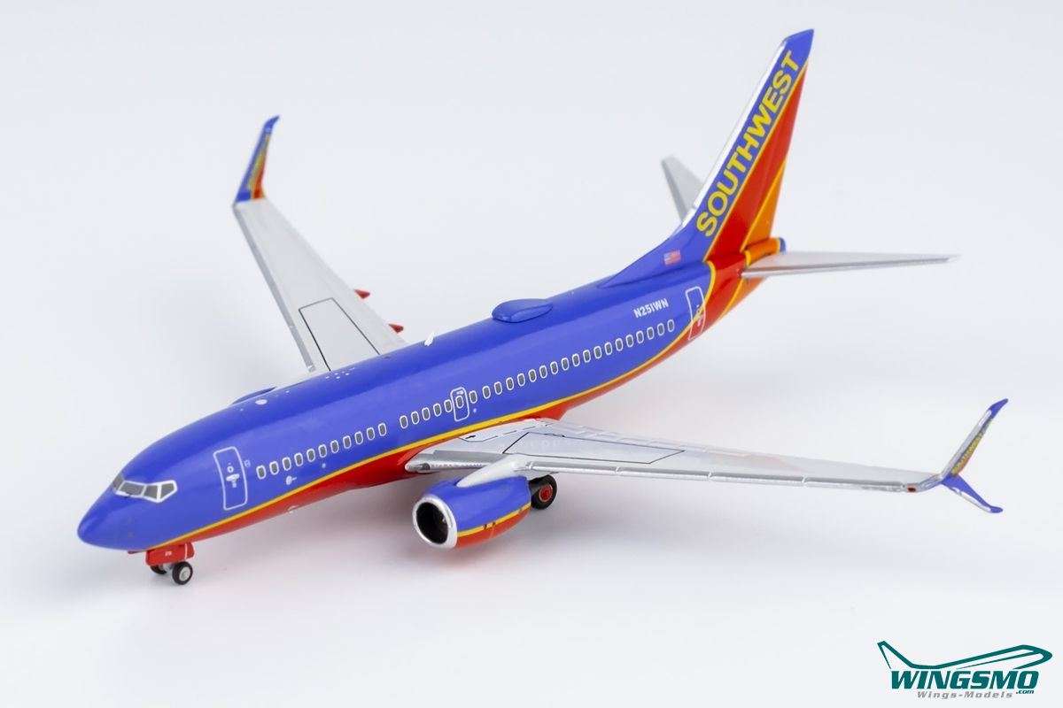 NG Models Southwest Airlines Boeing 737-700 N251WN 77022