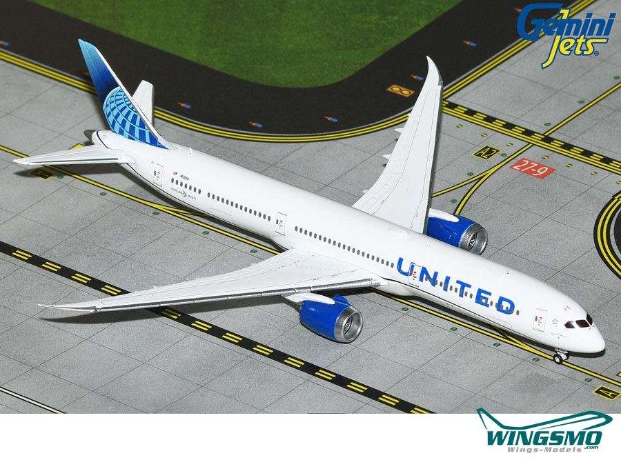 GeminiJets United Boeing 787-10 N13014 GJUAL2229