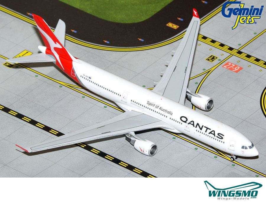 GeminiJets Qantas Airways Airbus A330-300 VH-QPH GJQFA2161