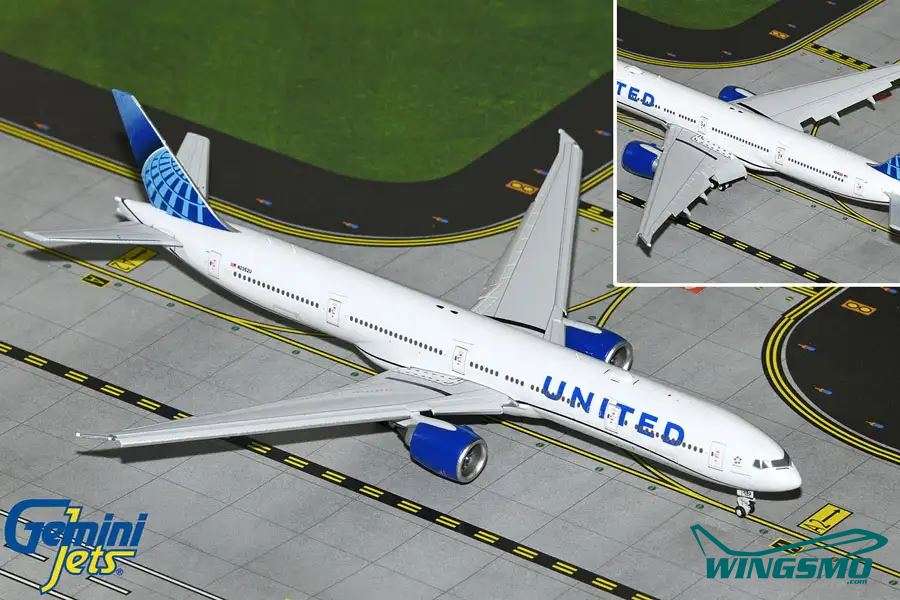 GeminiJets United Airlines Boeing 777-300 Flaps Down Version N2352U GJUAL2214F