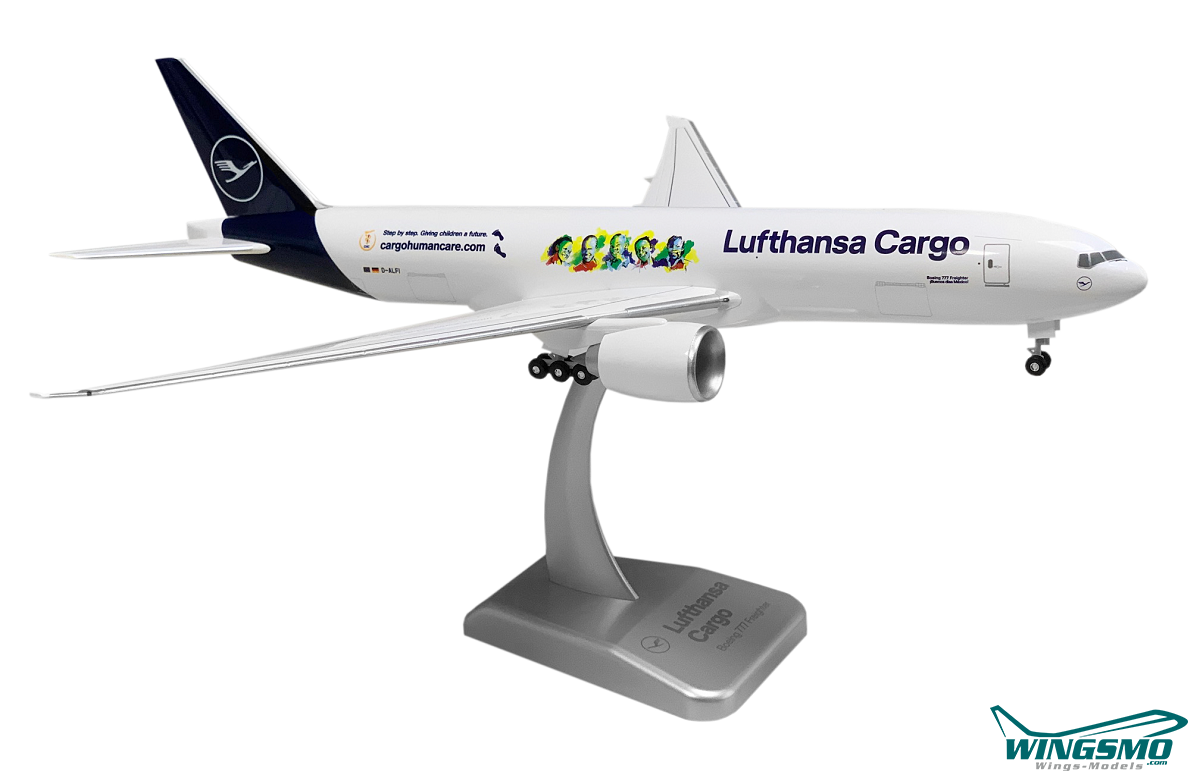 Limox Wings Lufthansa Cargo Cargo human Care Boeing 777F 1:200 LW200DLH020