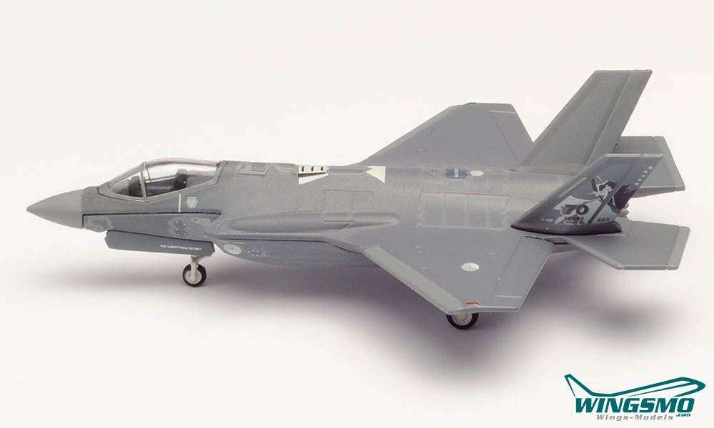 Herpa Wings Royal Netherlands Air Force Lockheed Martin F-35A Lightning II 323 Squadron Diana 570671