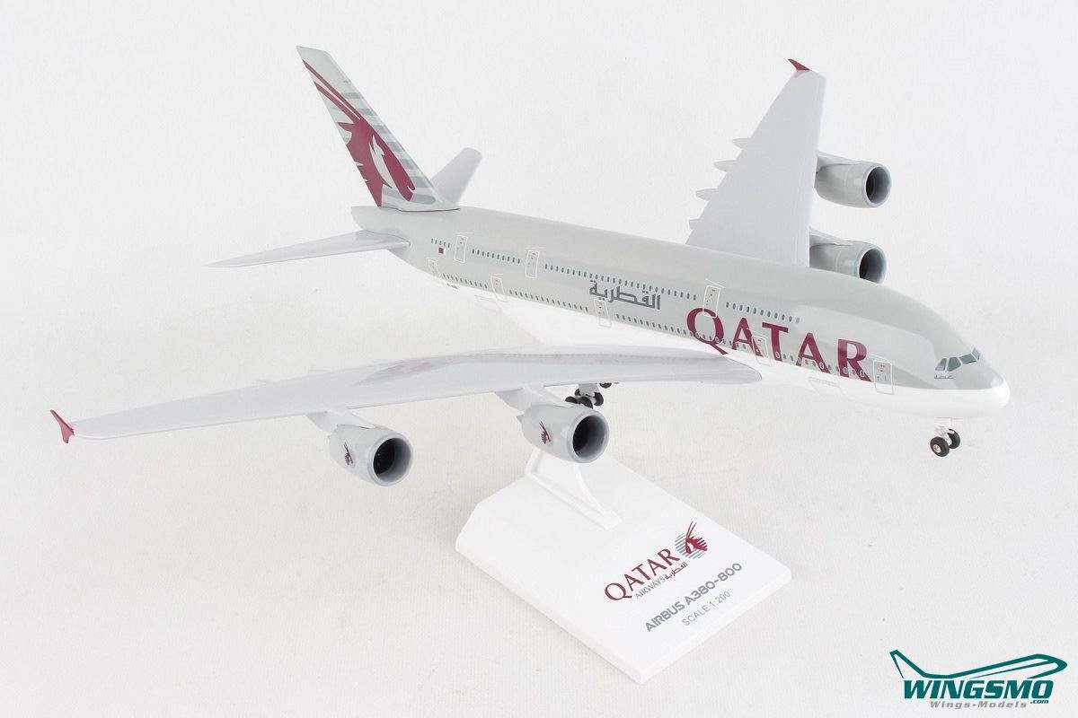 Skymarks Qatar Airways Airbus A380-800 A7-APA SKR1062
