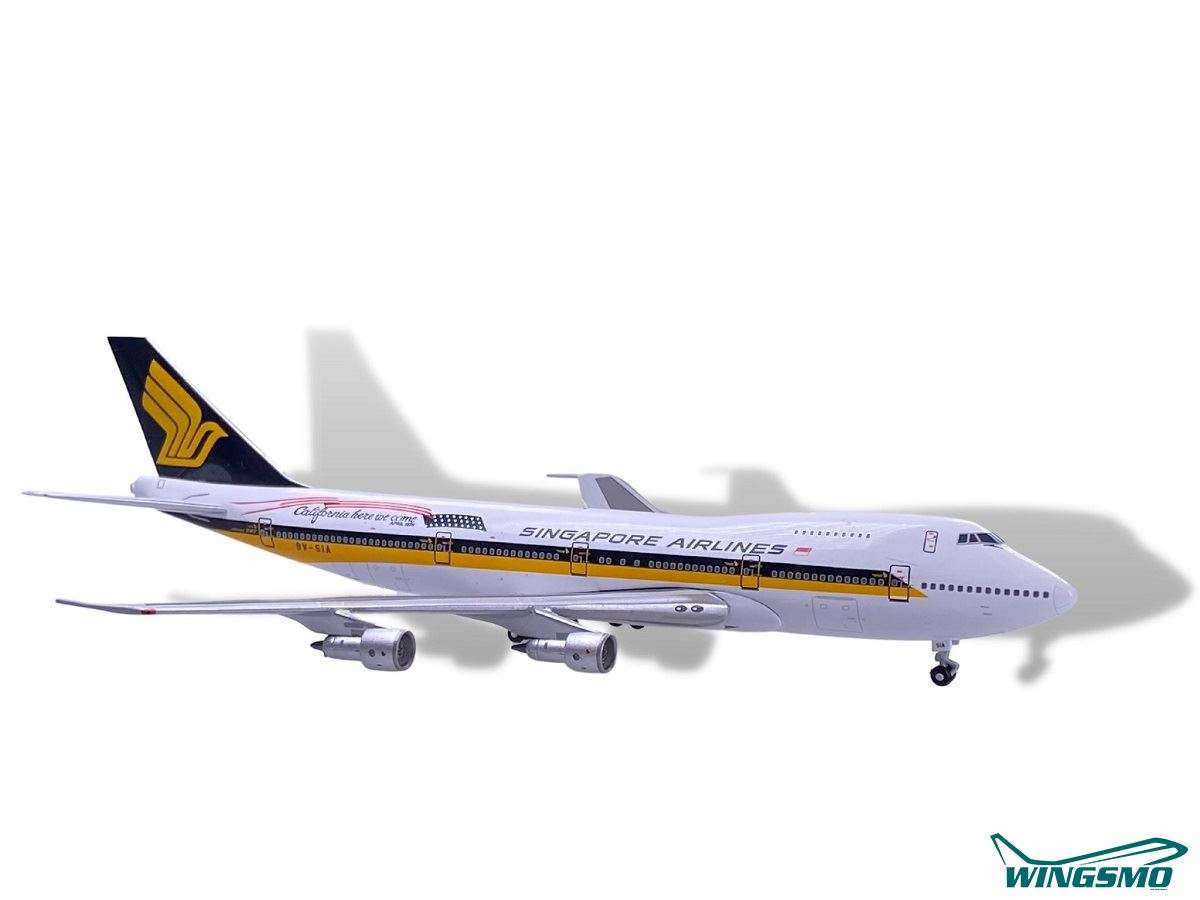 JC Wings Singapore Airlines Boeing 747-200 EW4742001