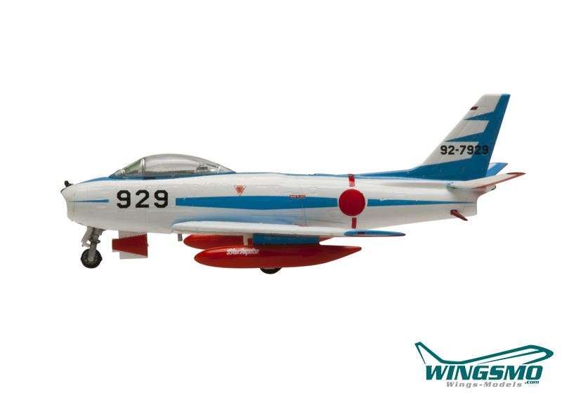 Hogan Wings 1:200 F-86F Sabre JASDF Blue Impulse #92-7929 