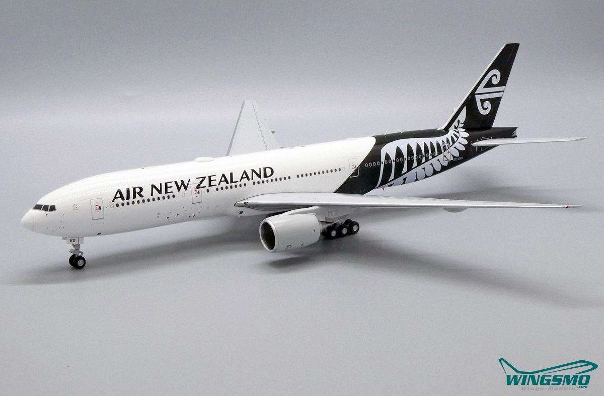 JC Wings Air New Zealand Air Boeing 777-200ER ZK-OKG XX20031