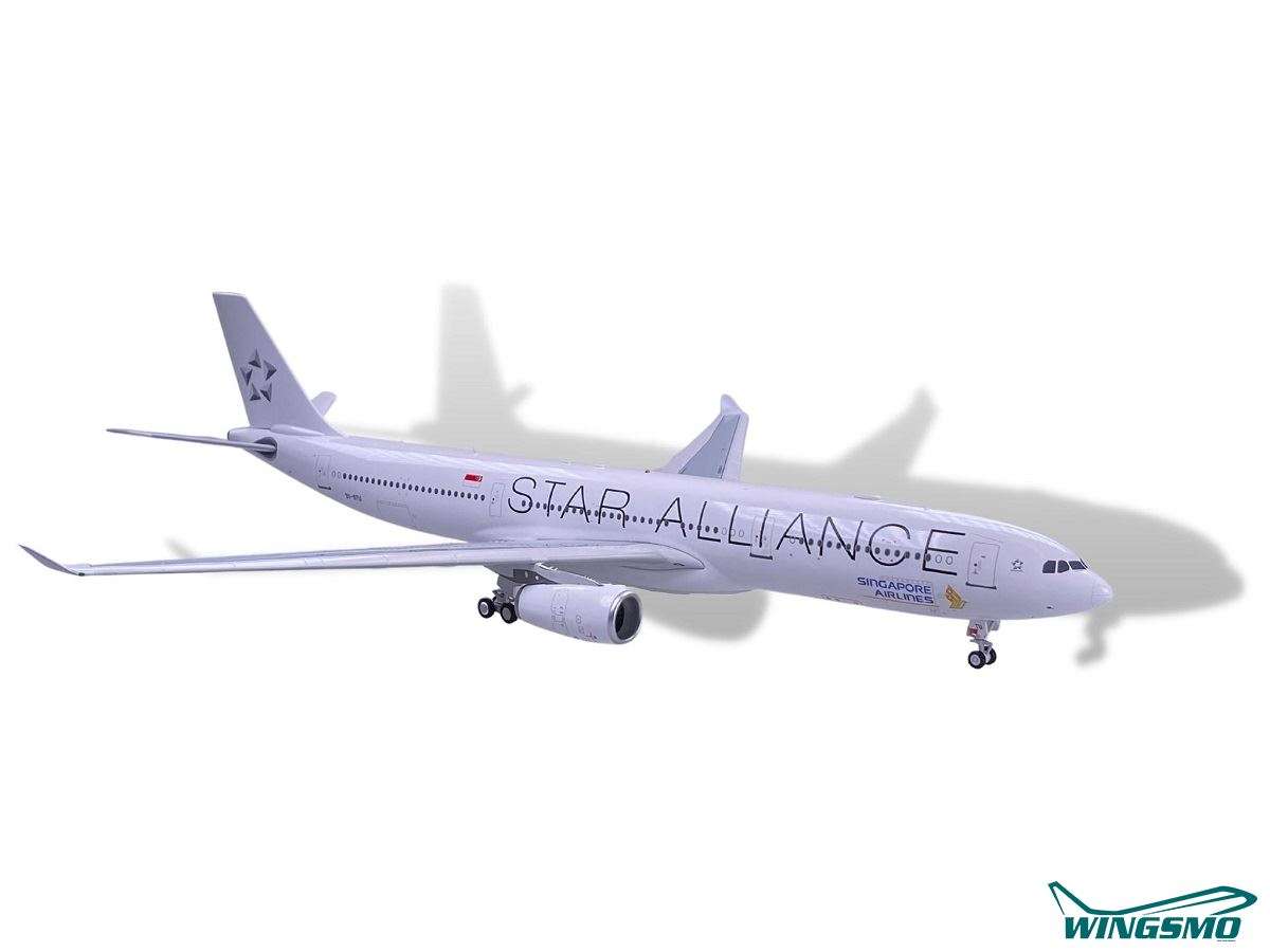 Inflight 200 Singapore Star Alliance 9V-STU Airbus A330-343 1:200 WBA3303012