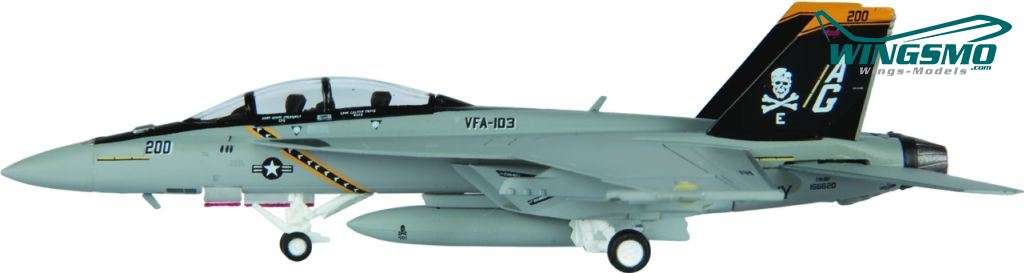 Hogan Wings F/A-18F Scale 1:200 US Navy VFA-103 &quot;Jolly Rogers&quot; LIF6207