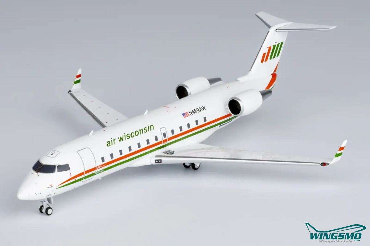 NG Models Air Wisconsin &quot;Retro&quot; Bombardier CRJ200ER N469AW 52066