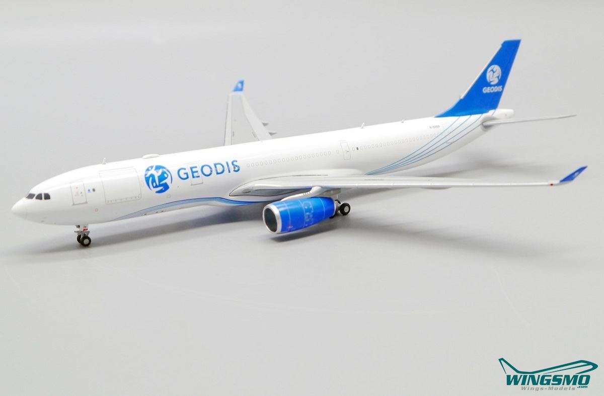 JC Wings Titan Airways Geodis Livery Airbus A330-300P2F G-EODS 1:400 LH4267