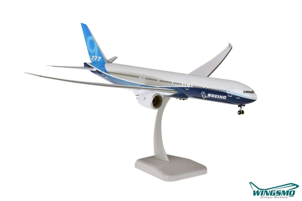 Limox Wings Boeing 777-9 House Color New Livery 1:200 LI11304GR