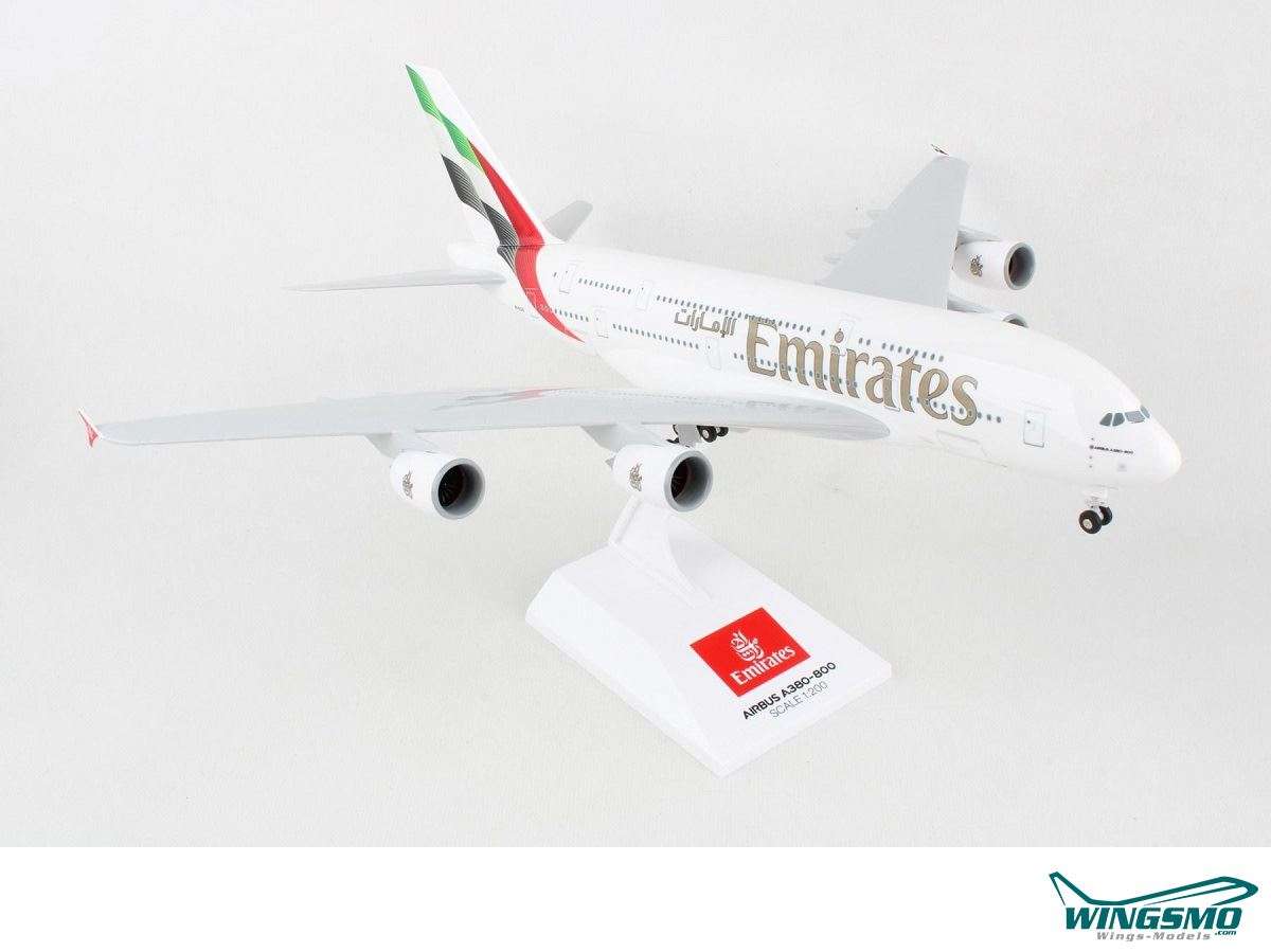 Skymarks Emirates Airbus A380-800 A6-EOG SKR1135