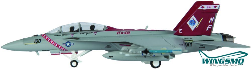 Hogan Wings 6153 US Navy Boeing F/A-18F VFA-154 Scale 1:200 