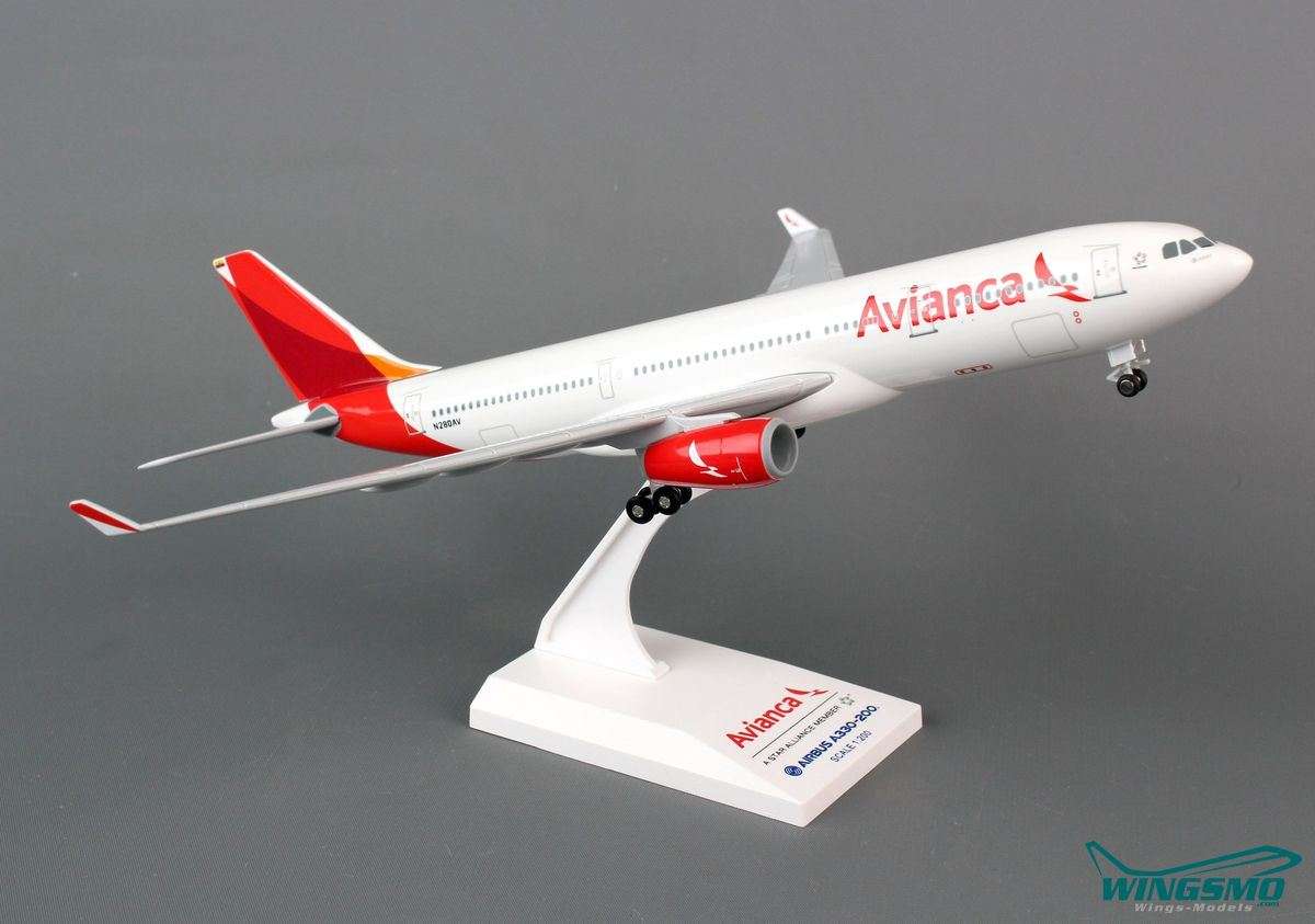 Skymarks Aviana Airlines Airbus A330-200 1:200 SKR757