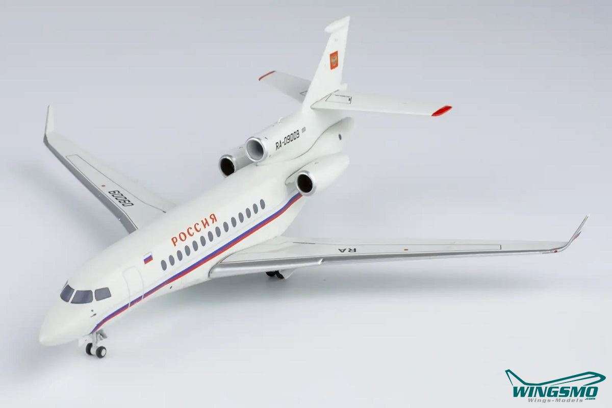 NG Models Rossiya Airlines Dassault Falcon 7X RA-09009 71012