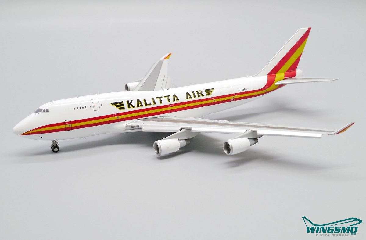 JC Wings Kalitta Air Boeing 747-400BCF N742CK Flaps Down Version LH4234A