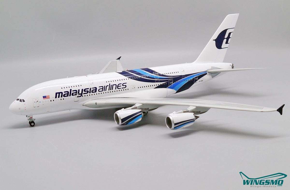 JC Wings Malaysia Airlines Airbus A380-800 9M-MNB XX20057