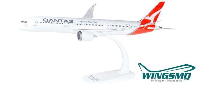 Herpa Wings Qantas Boeing 787-9 Dreamliner - new colors - VH-ZNA 611770 Snap-Fit