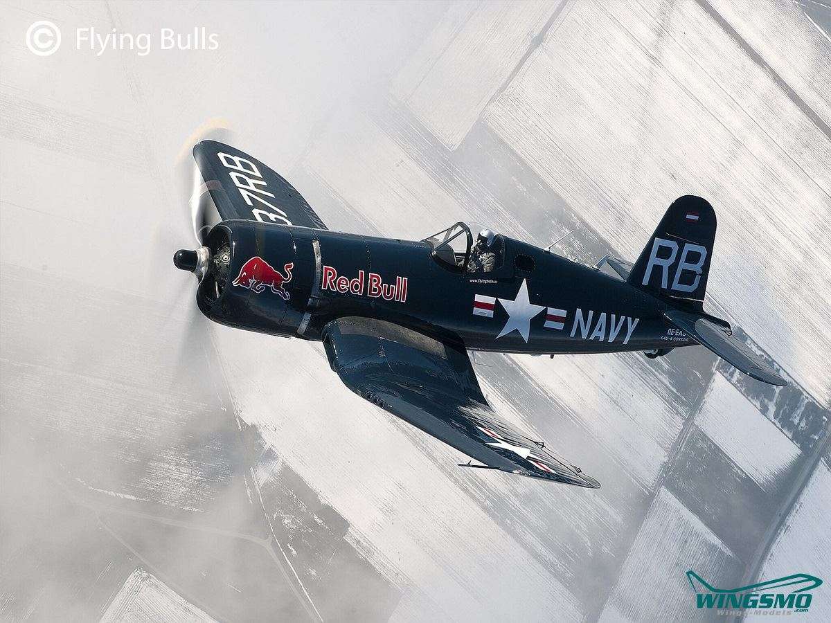 Revell Geschenk-Sets Flying Bulls F4U-4 Corsair 05641