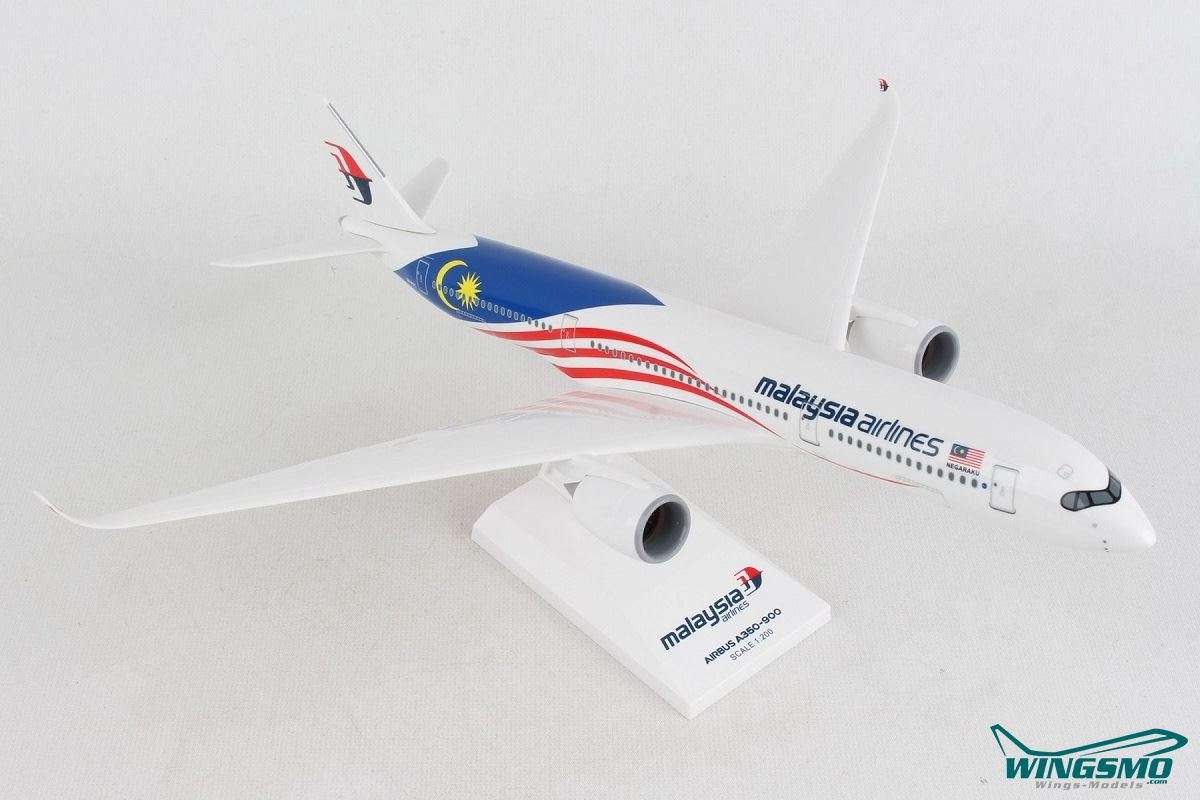 Skymarks Malaysia Airlines Negaraku Livery Airbus A350-900 9M-MAC SKR1073