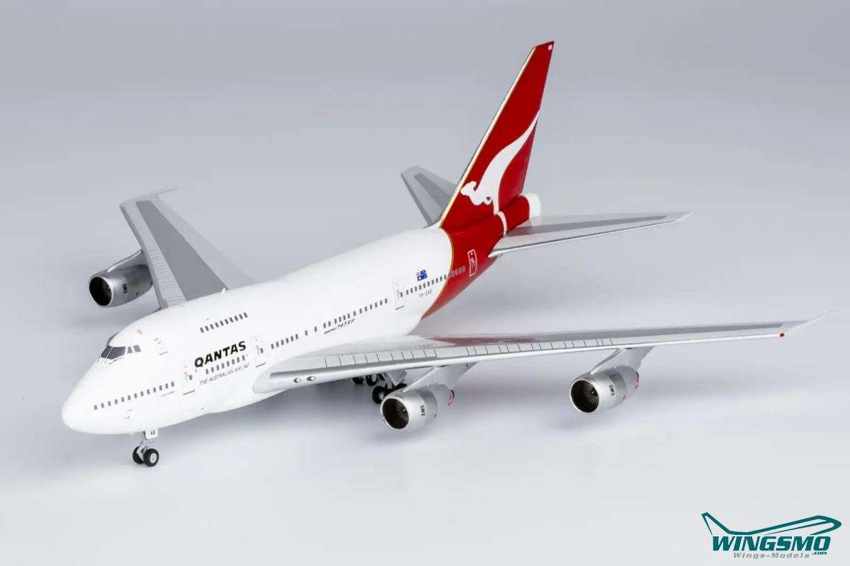 NG Models Qantas Airways Boeing 747SP VH-EAB 07033