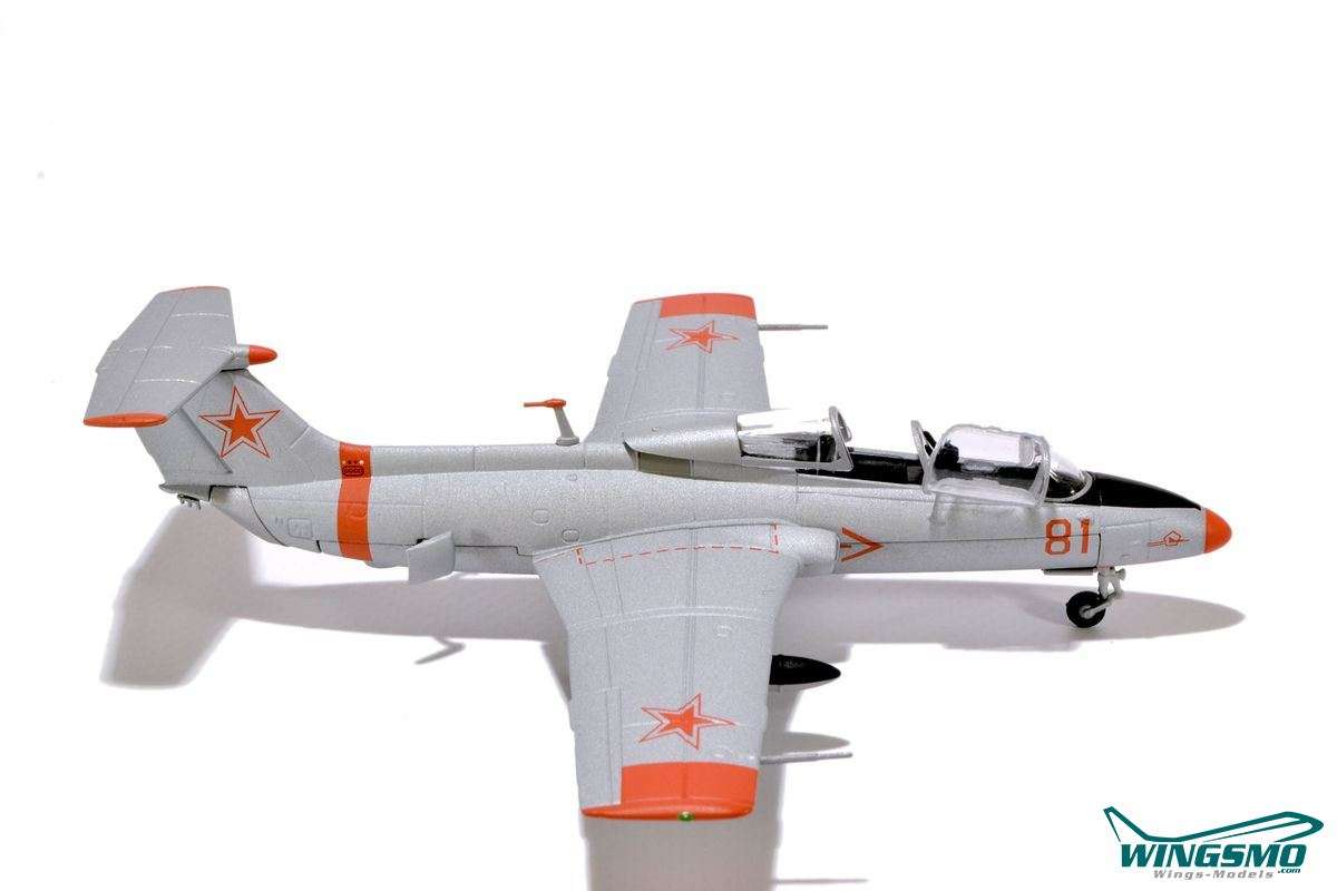 Herpa Wings Soviet Air Force Aero L-29 Delfin - 59th Training Regiment 82MLCZ7213