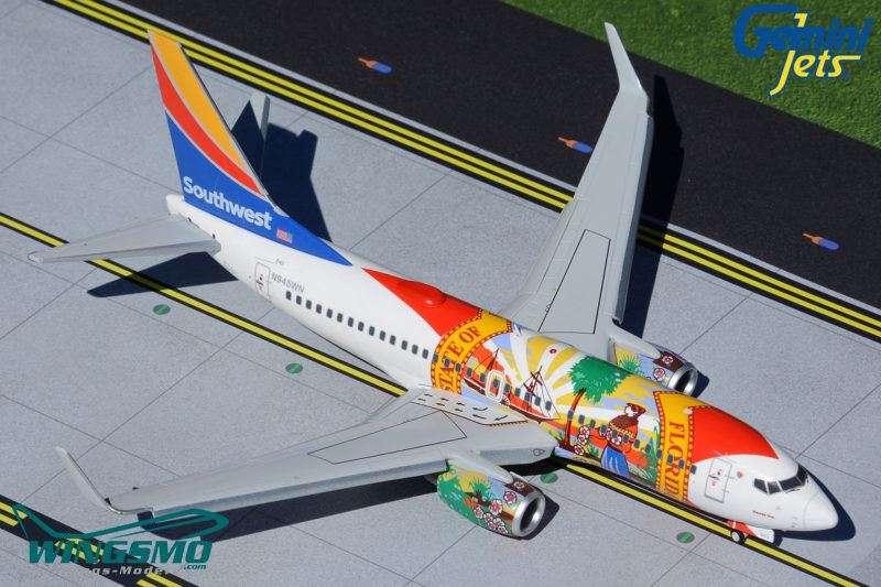 GeminiJets Southwest Airlines Florida One Boeing 737-700 Flaps Down Version 1:200 G2SWA914F