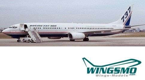 JC Wings Boeing 737-900 N737X Flaps Down Version LH2456A