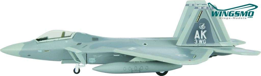 Hogan Wings Lockheed Martin F-22A Scale 1:200 USAF, 3rd FW LIF6825