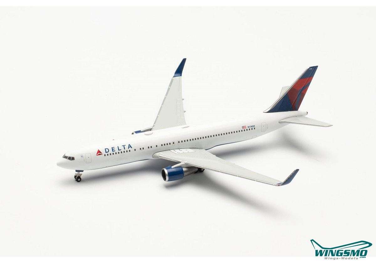 Herpa Wings Delta Air Lines Boeing 767-300 535335