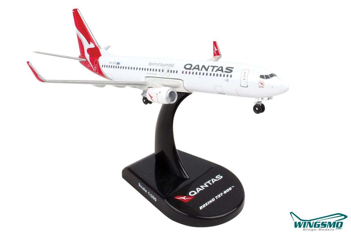 Postage Stamp Qantas Boeing 737-800 1:300 PS5815-5