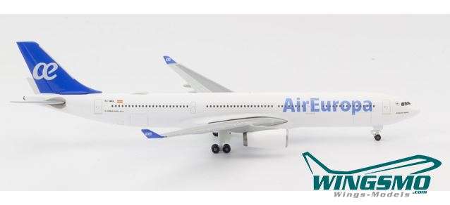 Herpa Wings Air Europa Airbus A330-300 Francisca Acera 533454