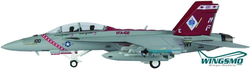 Hogan Wings F/A-18F Scale 1:200 US Navy VFA-102 &quot;Diamondbacks&quot; LIF6122