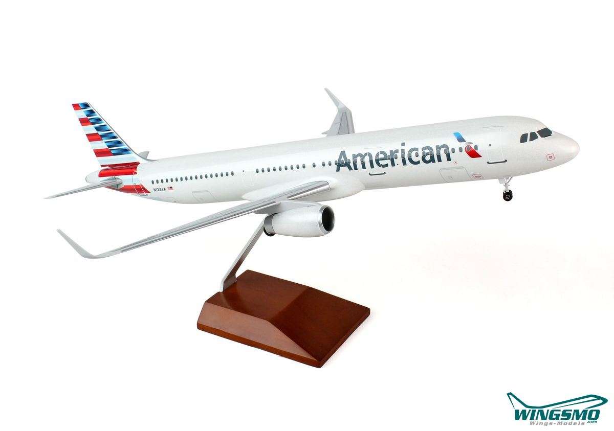 Skymarks American Airlines Airbus A321 1:100 SKR8405