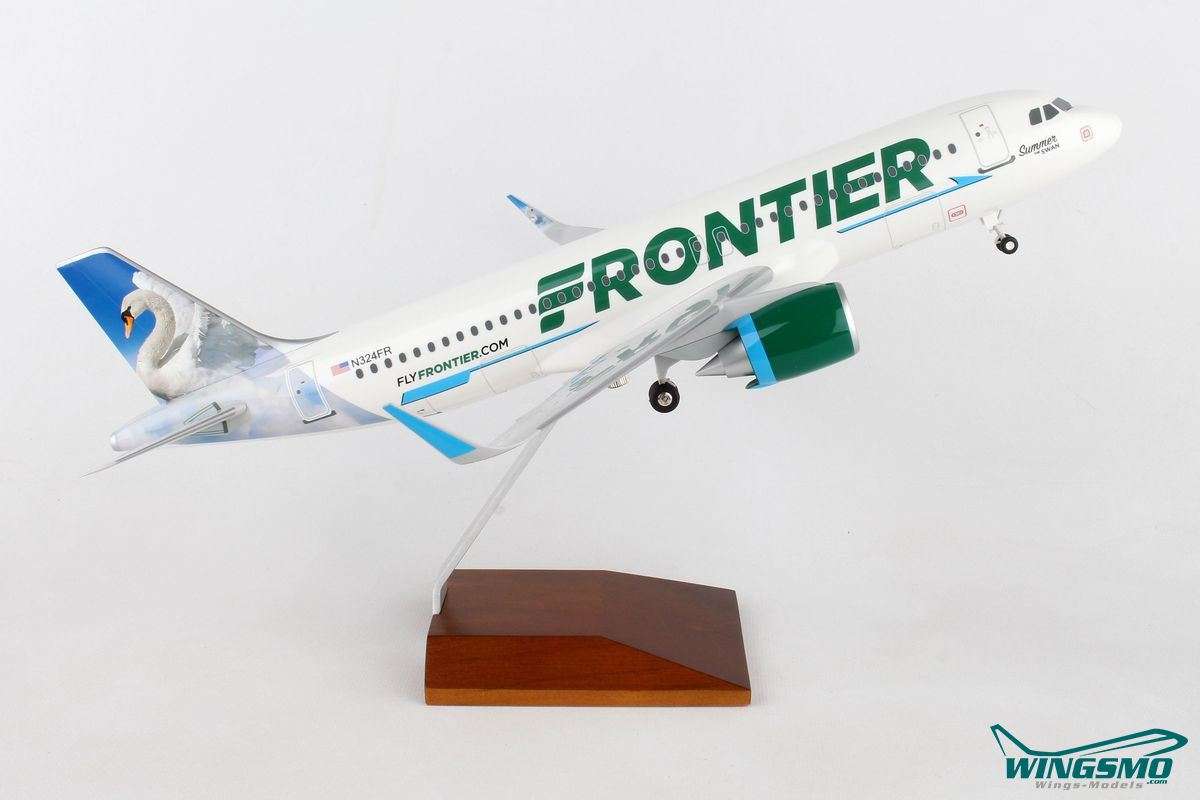 Skymarks Frontier Airlines Swan Airbus A320 1:100 SKR8361